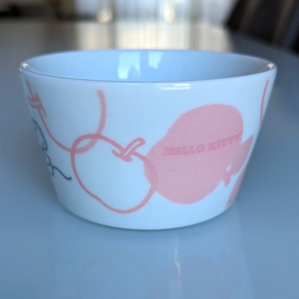 Hello Kitty Mug - Picture 5 of 10